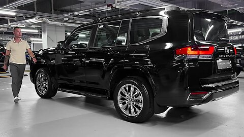 Toyota Land Cruiser (2025) - Exterior and Interior Details