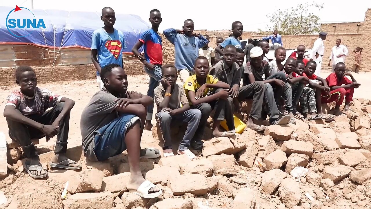 Nawara visits those affected by floods and rains in River Nile State