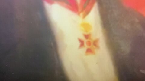 It’s Rothschild but what’s that around his neck ?