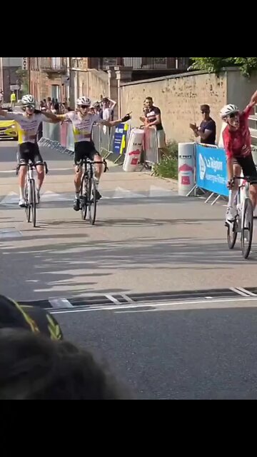 Wrong place to park 😅 #CantParkThere #NoParking #OhShit #japd