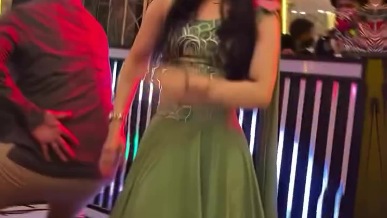 Too Hot to Handle 🔥 | Russian Girl Dance Edit