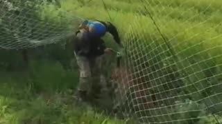 🦌🤝 Ukraine Russia War | Ukrainian Soldiers Rescue Deer in Combat Zone | RCF