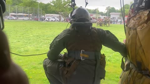 Inside look at US Navy helicopter landing in NYC for Fleet Week 2025