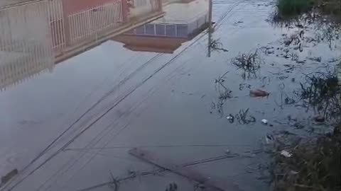 Habitantes de Turbaco denuncian estancamiento de aguas residuales