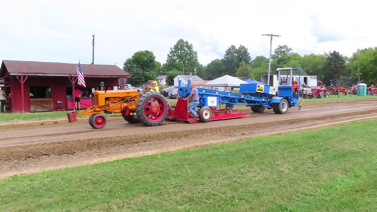 Another awesome tractor Pull in Marshallville, Ohio
