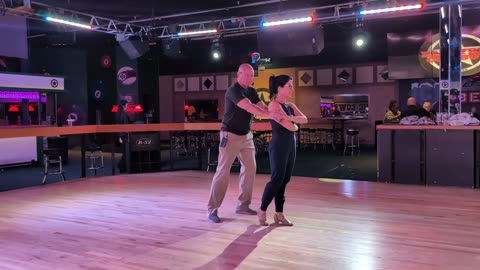 West Coast Swing @ Electric Cowboy with Wes Neese 20251207 192704100