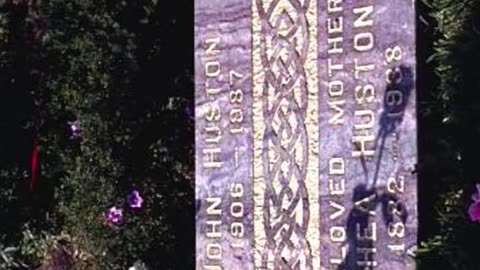 FAMOUS GRAVES - VOL. 654: JOHN HUSTON