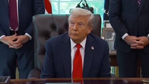 Liberal's Bullshit: Reporter Clashes With Trump at White House Meeting, Calls Him “Communist”