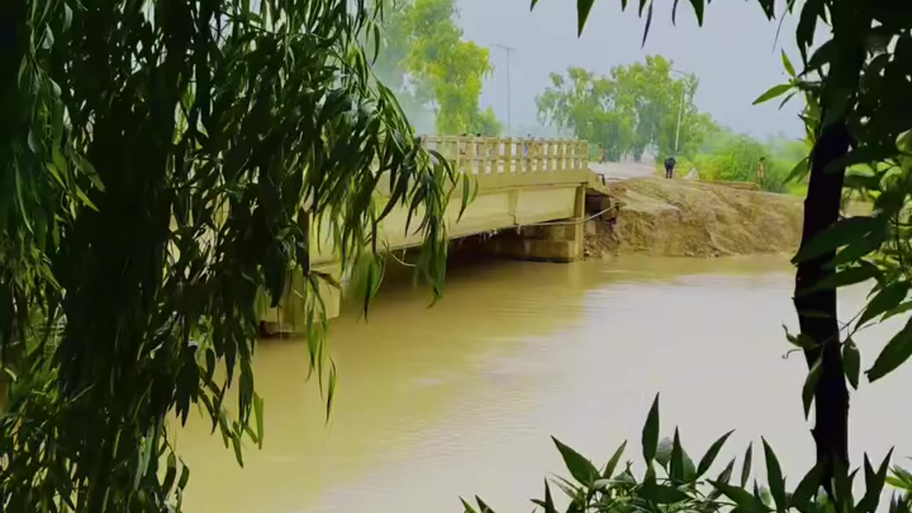 Dadu Canal Bridge, Village Phulpota Sindh ❤ #maxrecords #vlog #foryou