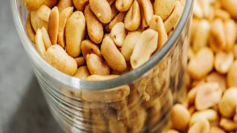 सर्दियों में भीगी मूंगफली खाने के चार ज़बरदस्त फायदेhealth #trend #short #facts #viral #reels