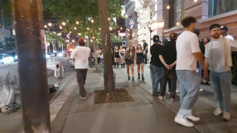 【4K】🌃 Late Friday Night Downtown Toronto Nightlife Canada 🇨🇦