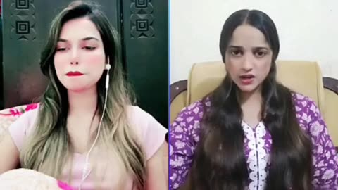 Bangladeshi beautiful girls moon vs Indian item girls Renisi Das live