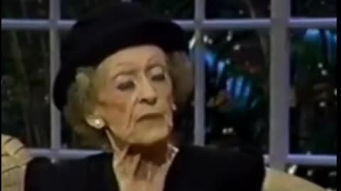 Joan Rivers interviews Bette Davis - 1987