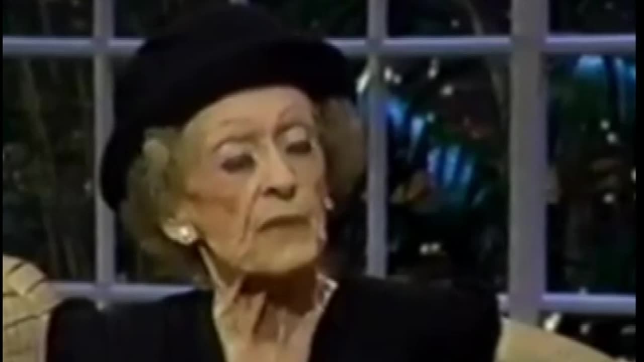 Joan Rivers interviews Bette Davis - 1987