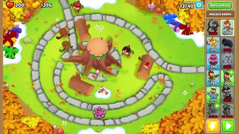 Bloons TD 6 Tree Hole Easy Round 13