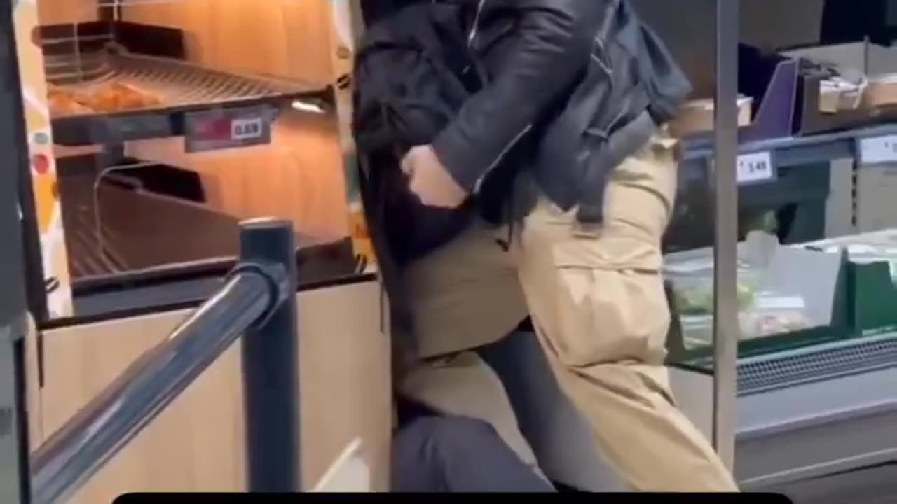 Dublin A foreigner with a knife is subdued and the Gardai arrest him.