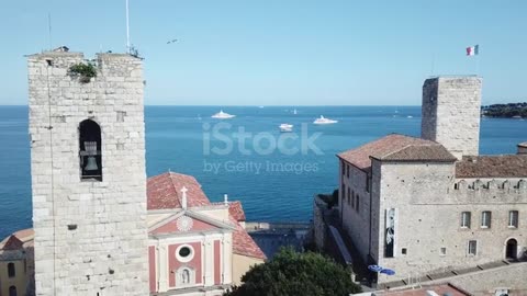 What Are the Hidden Gems of Luxury Living in Antibes?