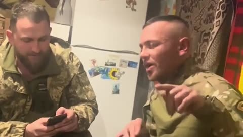 🎤🇺🇦 Ukraine Russia War | Ukrainian Soldiers Singing on the Frontlines | RCF