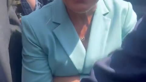LA Mayor Personally Obstructs Immigration Enforcement Operation, Screeches At Agents