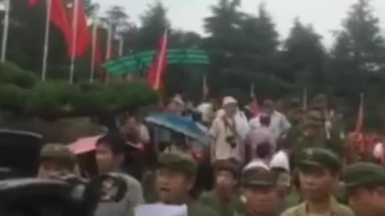 14亿中国人民全球革命暴动，2025.9.3光明正大堂堂正正的推翻假共走资派卖国贼邓小平邓朴方温家宝李克强李强汉奸卖国贼政府，赶尽杀绝，永除罪恶！！