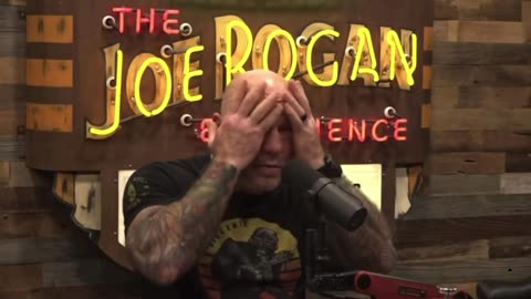 Joe Rogan no longer needs reading glasses thanks to Red Lights