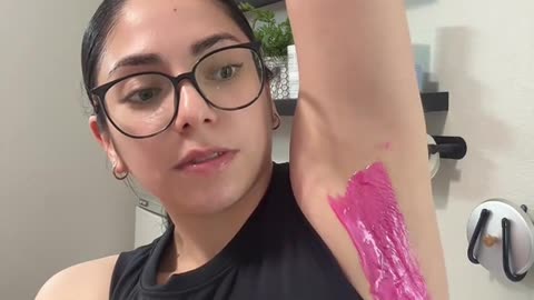 @lisettpena Underarm Waxing | Sexy Smooth Tickled Pink Hard Wax | Smooth Results for Sensitive Skin