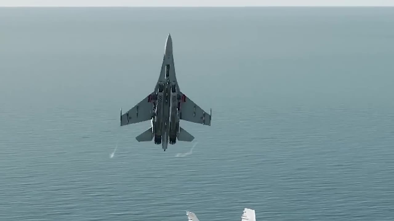 Su-27 Carrier Landing With a Cobra