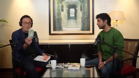 Robert Kiyosaki Reveals the Mindset That Creates Millionaires & Billionaires