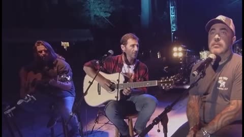 Aaron Lewis - Crawling “Acoustic Version With Chester Mixed In”