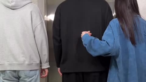 His jaw-drop at the second he held his hand, funny epic moments