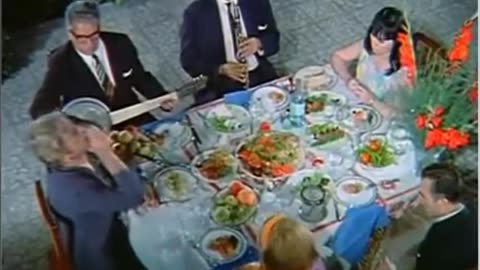 KİMSEYE ETMEM ŞİKAYET