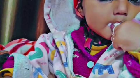 Cute Baby❤️🤗❤️cake khrab kar diya😢😢🤑🤭☹️🥹