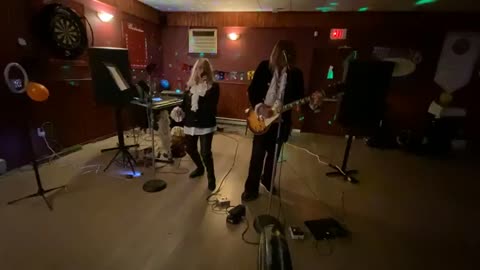 Oct 19, 24 Live McNally's with Sean Young Wing Facebook