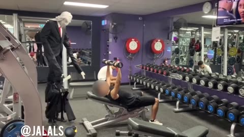 JALALS SLENDER MAN PRANK PART 2