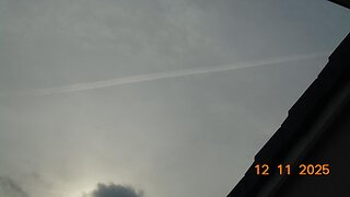 12th Nov. 2025 (1244 to 1502) NEUK - Through the clouds, the trails appear