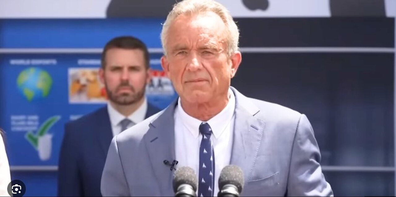 RFK Jr. Leads Ice Cream Industry Overhaul in Push to Remove Artificial Dyes by 2027