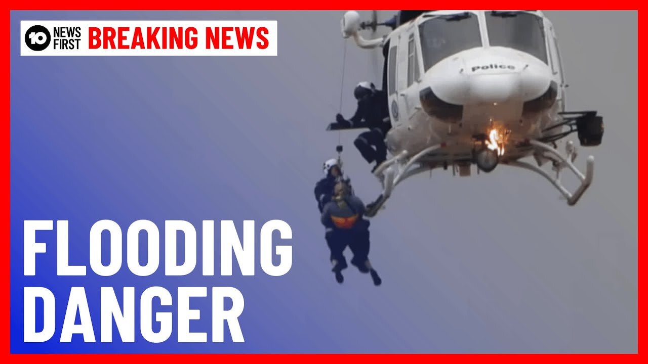 Disaster Stranded People NSW Flood Disaster 50,000 People Stranded Homes Submerged on Mid North ...