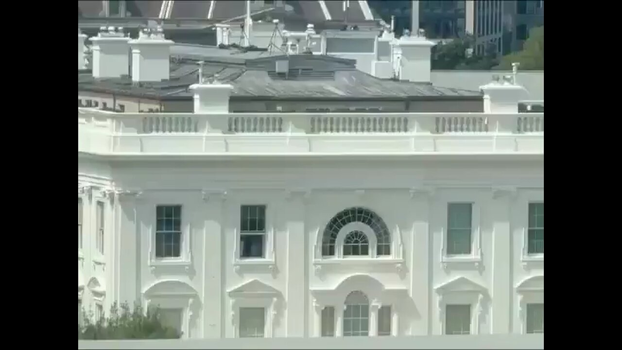 Viral video shows mysterious objects being tossed from White House window