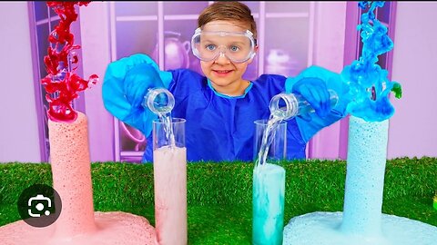 Roma and Diana Show Amazing Color Experiments 🎨 | Fun Learning for Kids