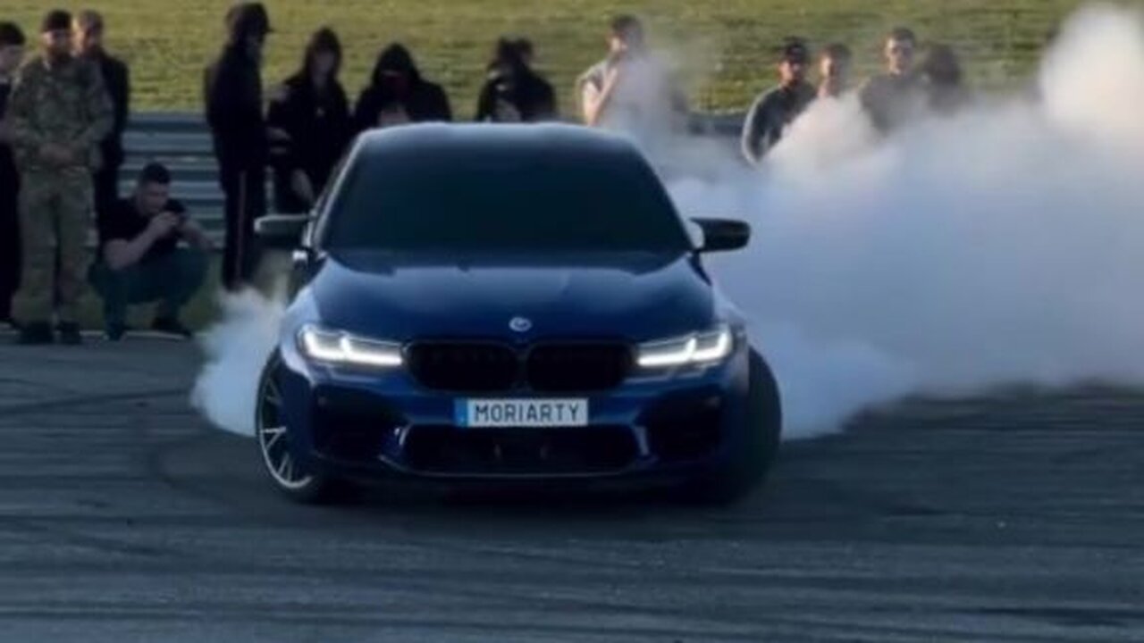 Crazy burnout BMW f90 💪💪💪