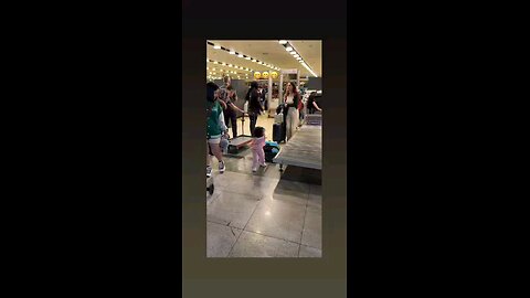 लवली विडिओ