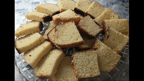 SUGAR-FREE ALMOND FLOUR POUND CAKE