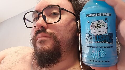Drink Review! Yuniqua Squshiz Blue Raspberry