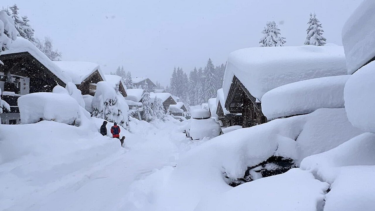 Major Spring Snow For The Rockies - Massive Snowfall In The Alps - How To See The Lyrid Meteors