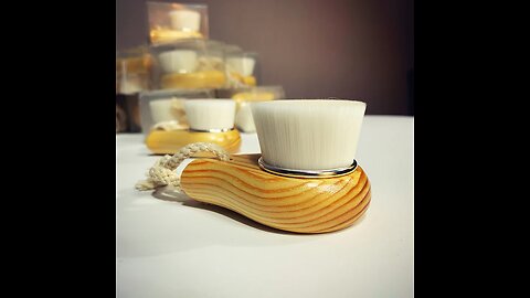 Facial Cleansing Brush, with Soft Bristles and Wood Handle, for All Skin Types