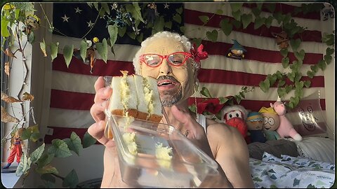 Granny Goatee reviews 7-Eleven's NEW Japanese Egg Salad Sandwich! KEWPIE MAYO IN THIS B!