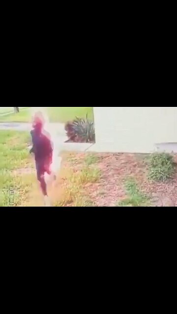 🏃🏿🔥🏃🏿🔥WHEN YOU ARE HIGH IQ AND THINK YOU CAN OUTRUN BEING ON FIRE - FAFO HOME INVASION FAILED