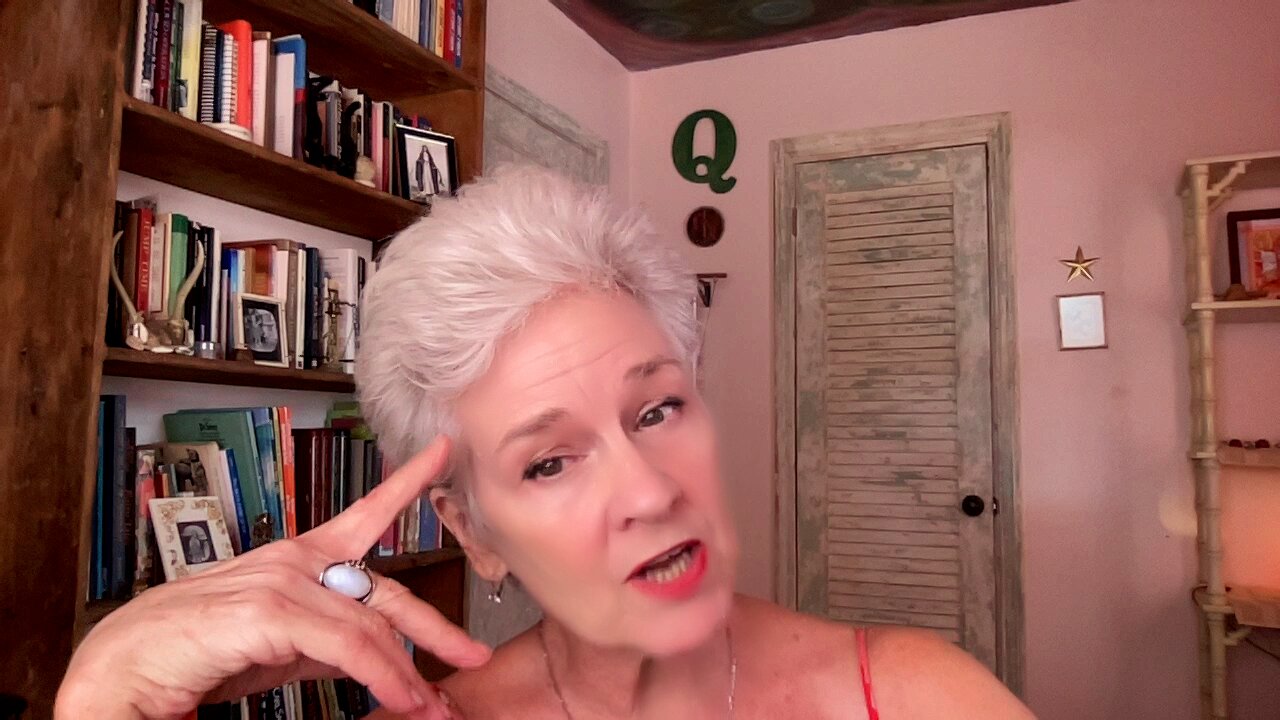 Lady Melody reads Mary Poppins-episode 1