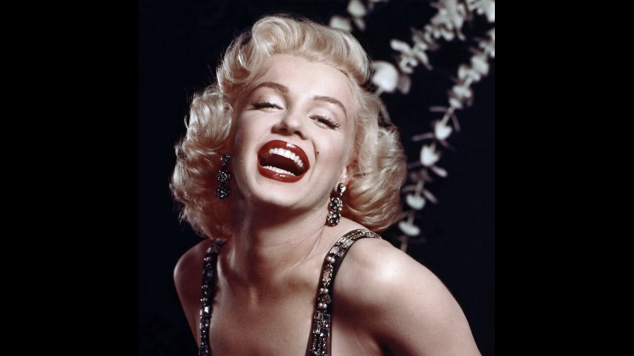 Marilyn Monroe And Gang