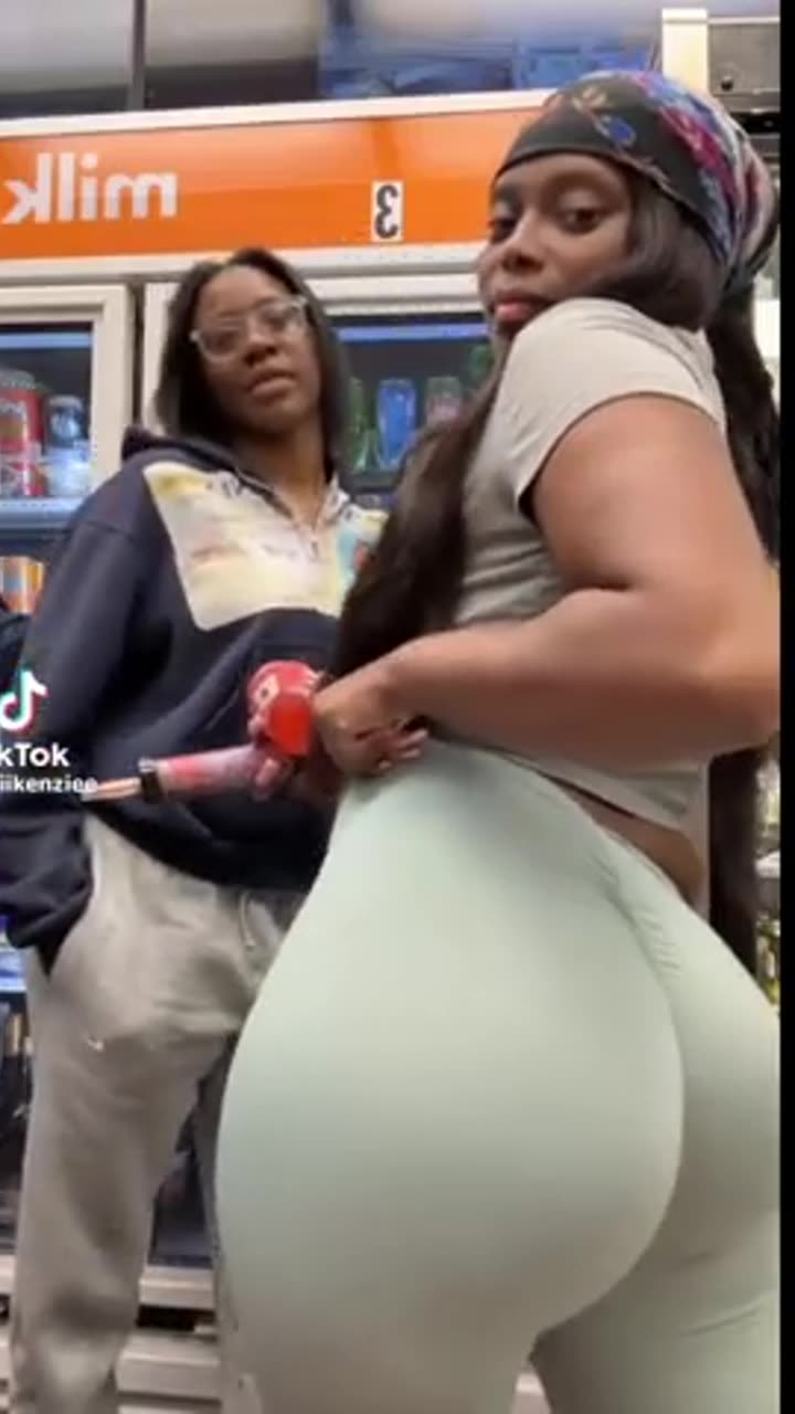 Twerking Instagram Models Big Butts